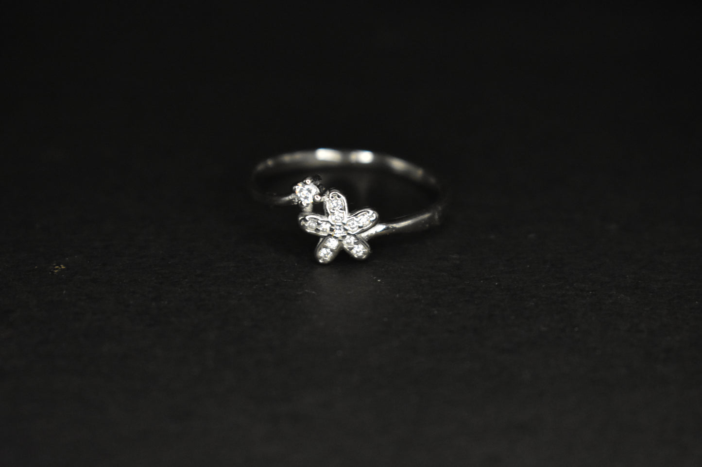 Flower Stone Ring