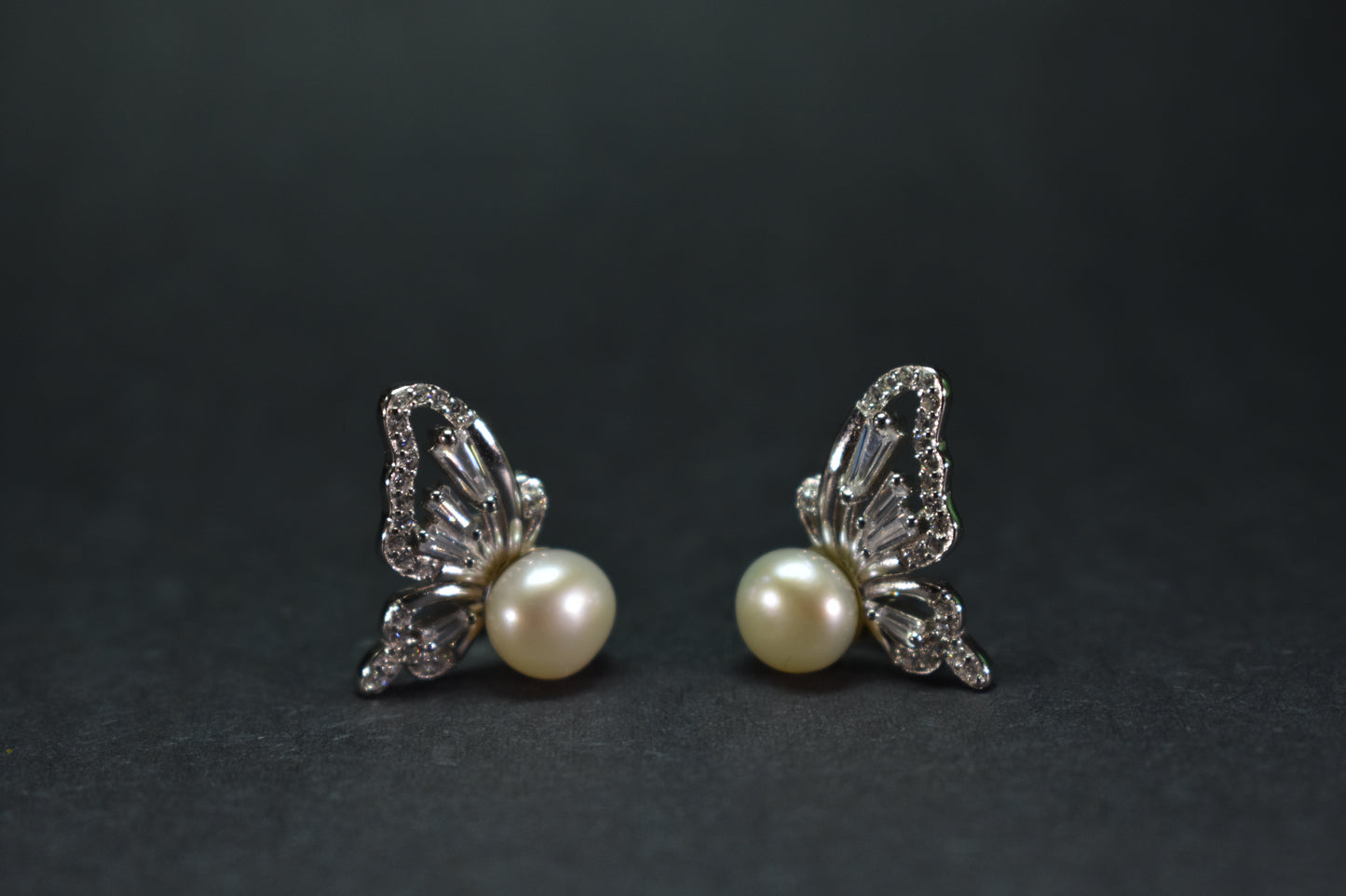 Half Butterfly Pearl Earring
