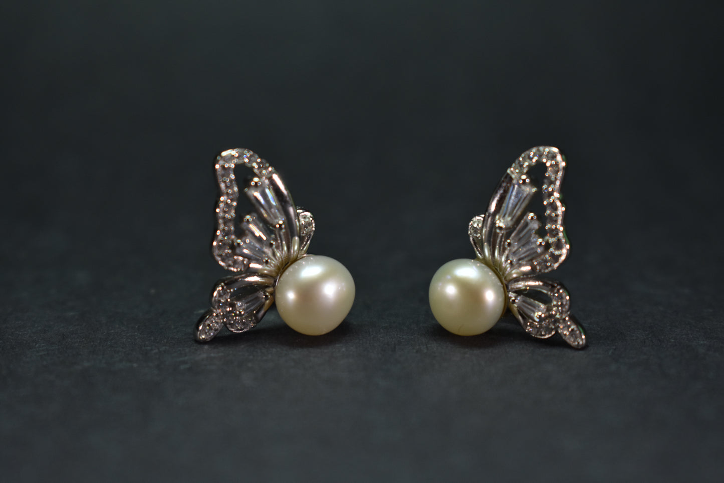 Half Butterfly Pearl Earring
