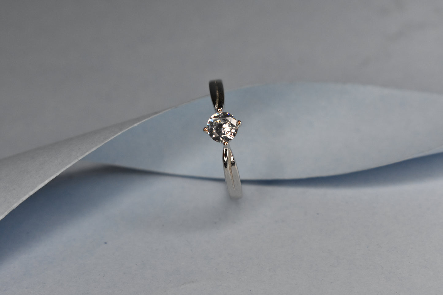 Single Stone Solitaire Ring