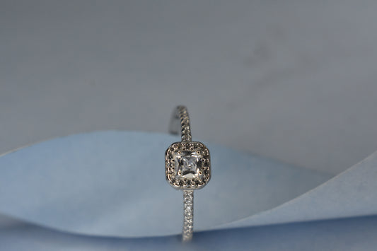Single Stone Ring