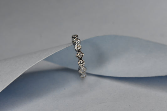 Zircon Studded Stone Ring