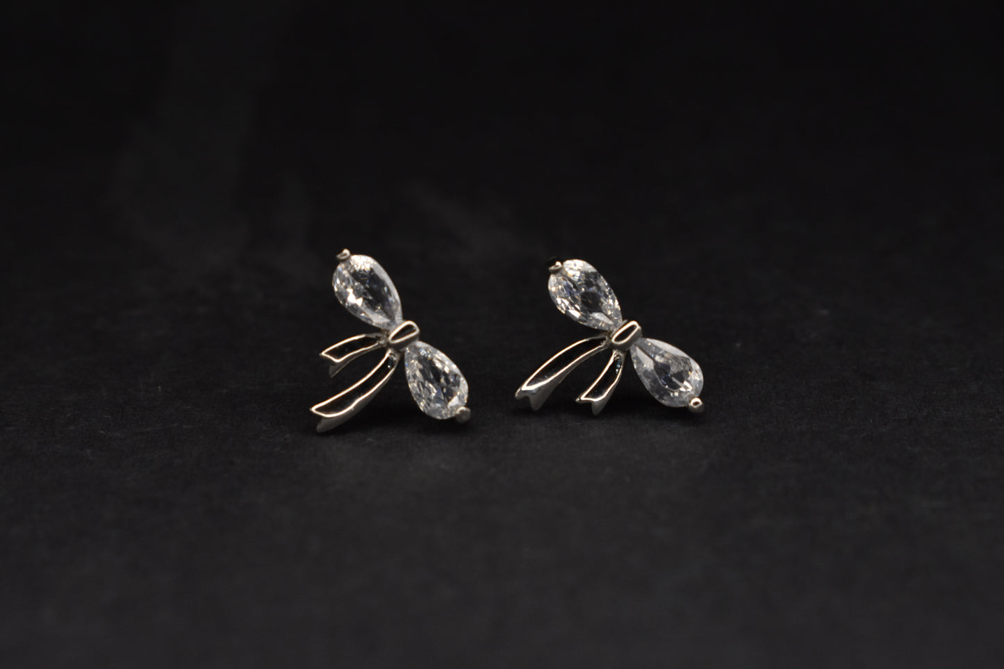 Italian Bow Earring