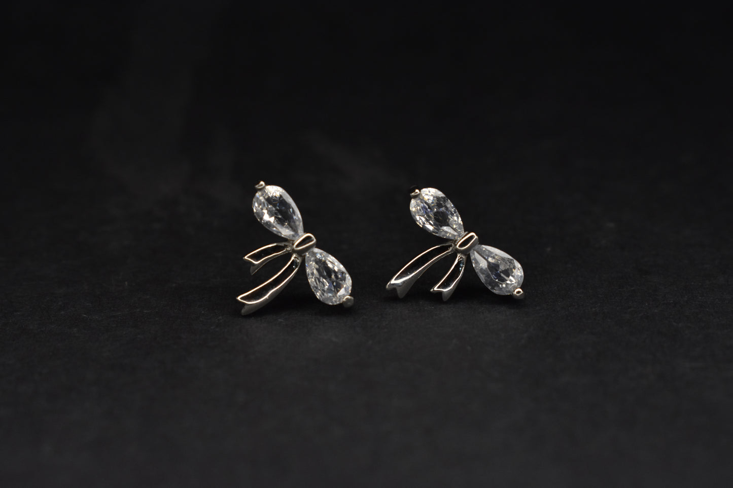 Italian Bow Earring